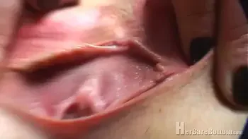 Mckensie Show Me Your Clit