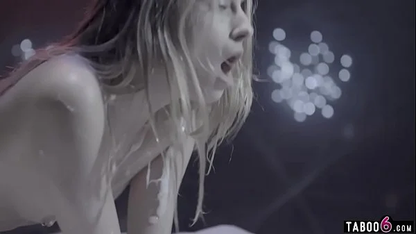 Teen couple taken by aliens star in live sex shows