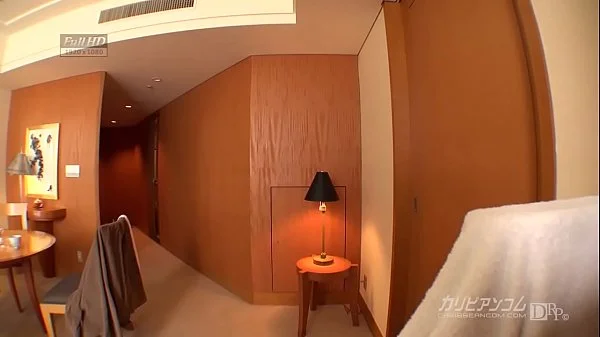 淫美熟女 ホテル客室係 1