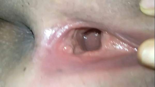 كسها .جميل احمر  كبيت لبني كله فيه