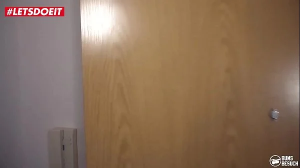 LETSDOEIT - Pizza Delivery Guy Gets Lucky With His Favorite Pornstar