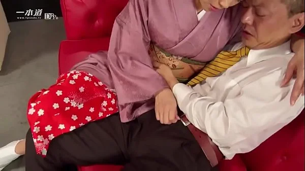 美熟女ダラケの乱交パーティー1