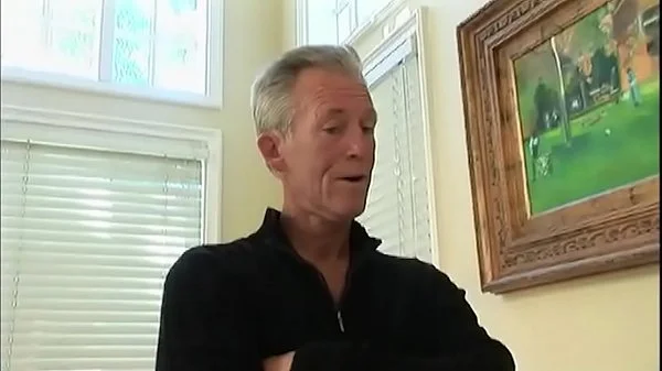 When talking to the best friend you should look that nobody hears and then disturbs the phone call