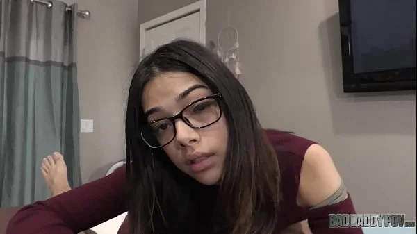 STEP DAUGHTER HARMONY WONDER APOLOGIZES WITH HER SHAVED TEENAGE PUSSY