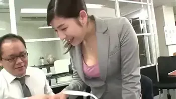 Chồng không biết vợ làm đĩ ở công ty