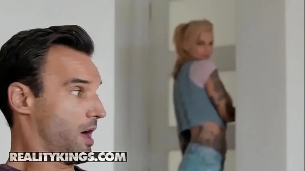 (Bonnie Rotten, Alex Legend) - Bunny Smitten - Reality Kings