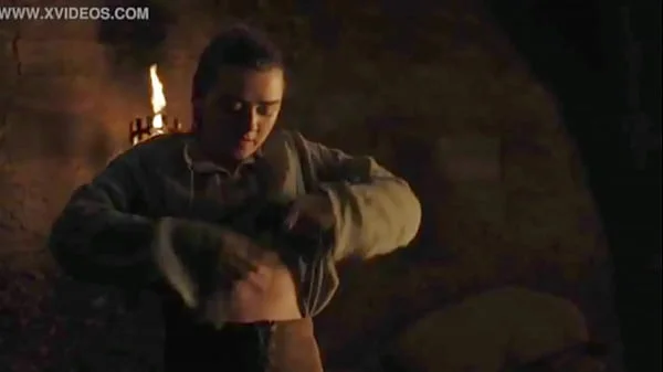 Maisie Williams/Arya Stark Hot Scene-Game Of Thrones