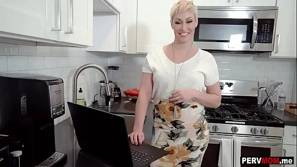 Nosey stepmom with short hair fucked in the kitchen