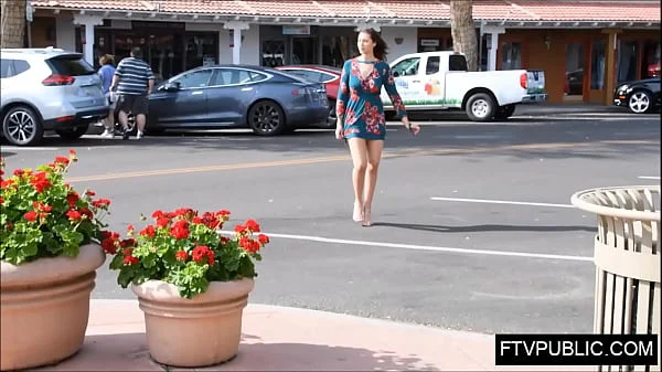 Street upskirt tease