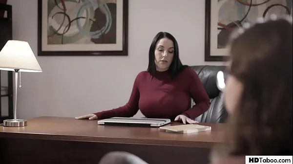 Sex Therapy Cures Her Phobias - Angela White, Jay Taylor