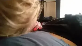 Secretly recorded girlfriend giving me a blowjob