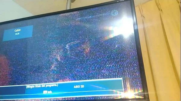 La cuñada de vacaciones viene al hotel después de la fiesta (2)