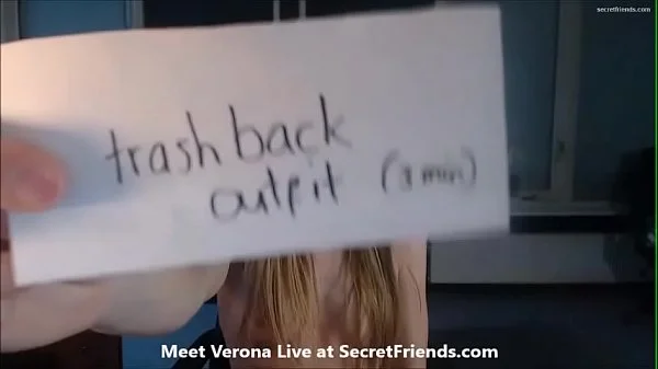 Verona vd Leur peels banana with her toes