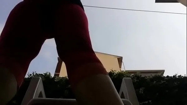 In a public garden I squirt inside my yoga pants don't make me make noise with this vibrator!