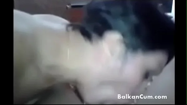 Savrsena supruga pusi kurcinu i seda na kurac - Balkancum.com