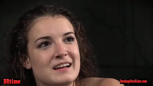 Bdsm chick pussy banged in interracial threeway