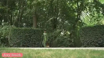 Invisible nakedness in the city. Body Art with public nude by Jeny Smith