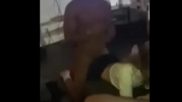 IG @fashion pln Blondynka daje dupy dwum facetom