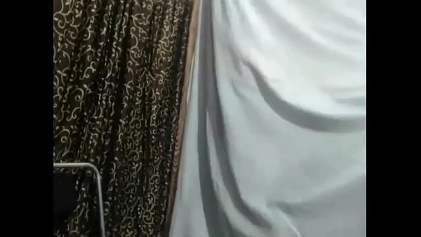 AUNTY ON WEBCAM VIBRATOR