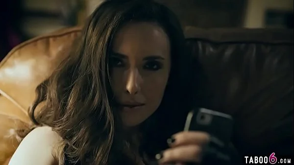 Hollywood starlet punish fucked by her personal trainer