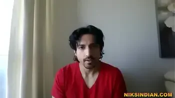 बॉलीवुड डायरेक्टर ने एक्ट्रेस को ऑडिशन पे नंगा करके नचाया और अपनी हवस का शिकार बनाया