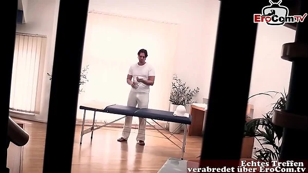 junge zierliche teen bekommt sex massage mit happy end