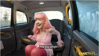 Charlie Dean And Evie Rees In Pink Haired Wonder Fucker Gets Her Pussy Creampied