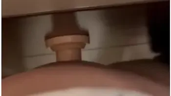 Im Taking A 20cm Cock In My Pussy!