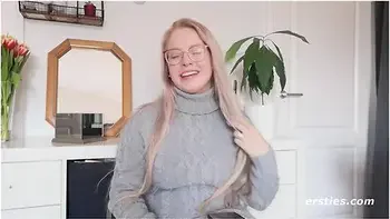 Blonde Babe Anna Talks About The First Time She - Anna Blonde