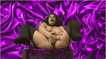 Smoking With My Pussy While I Swear