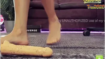 Trampling Dildo Live Show Triss2020 On With Cam Model