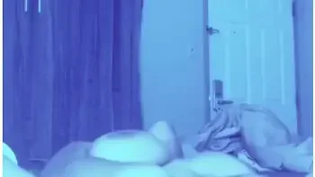 Hot Hotel Finger Bang! And Pussy Juice Licking