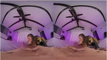 August Skye As Catherine Of Aragon From Six Knows How To Stop You From Getting Divorced