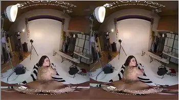 Virtual Reality - Honey, Shake That Creamed Pussy
