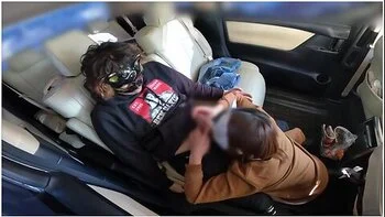 I Seduced A Married Woman Who Was Shopping With Her Husband And Brought Her Into The Car And Had Cre