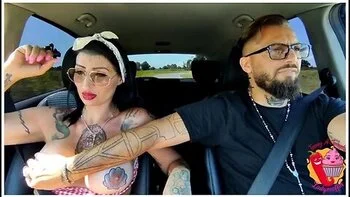 Tommy A Canaglia Digs Ladymuffins Pussy