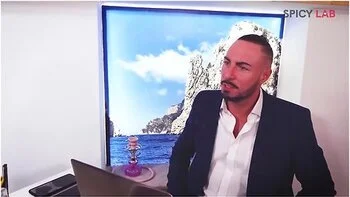 Spicy Worker - Italian Porn Scout With Hot Julia North