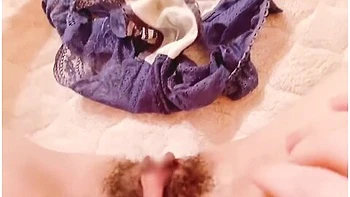 It Feels Good To Masturbate By Licking A Dildo And Putting It In A Pussy