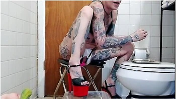 Dildo And Fuck Me Hills