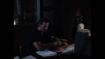 Sexy Big Ass Brunette Gets Anal Penetration in HD