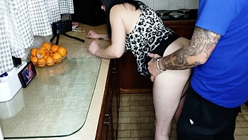 Sally Bailey Wants To Make Food