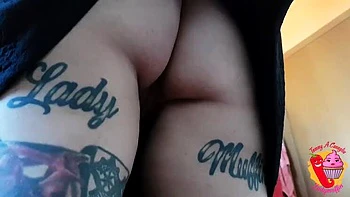 Lady Muffin Puts On Makeup And Gets Fucked Doggy Style By Tommy