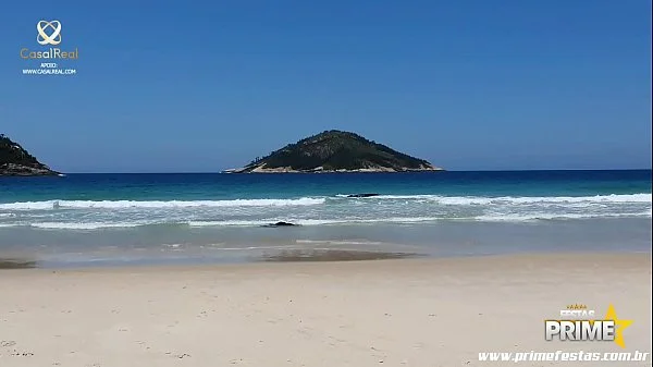Bukakke Mirella Mansur Na Praia de Abricó Levando Porra a Galera vai a Loucura completo No Red !!!
