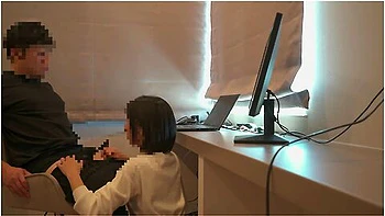 個人撮影#32 エンw不倫ch またまたやっちゃいましたリアルリモート会議中のへろへろ奉仕生挿入して中出しする不倫カッフルの日常japanese Amateur /日本人/japanes