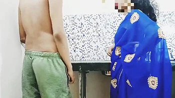 Silent Kitchen Fuck with Desi Aunty - Indian Homemade Anal & Hardcore Sex