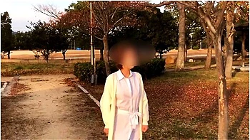 素人個人撮影巨乳熟女にヒタッと白シャツて/ノーフラ散歩露出オtニー潮吹き//流出/晒し/視姦　japanese/hentai/asian/milf/mom/big Tits/日本人/塾女/人妻