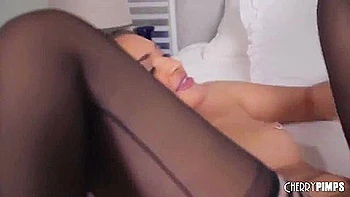 Sarahs Porn With Sarah Vandella