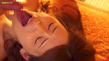 A Wife Who Fell Into Creampie With A Director At A Hot Spring Location [part1]