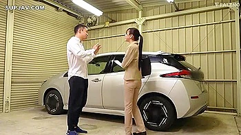 Real Estate Ladys Tight-knit Booty Ass Seduces Her Anal Licking And Then Thrusts Back In A Hard Way Cast(s): Ayami Mori (森あやみ)