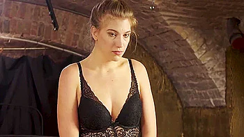 Easy Weeper On - Marys Debut